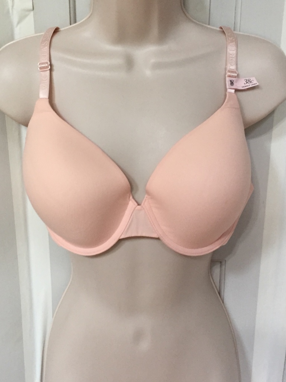 Victoria's Secret Light Peach T-Shirt Bra